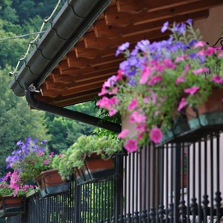Albergo Trattoria Dazze Marcheno Buitenkant foto